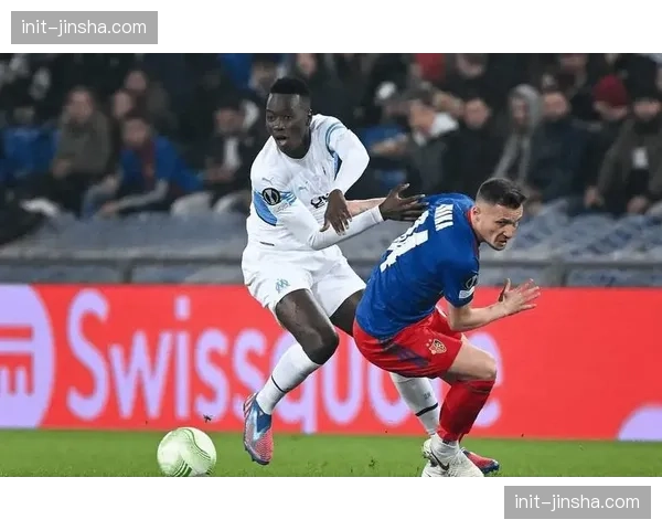 马赛警方宣布就上周末联赛外的球迷冲突事件逮捕12人