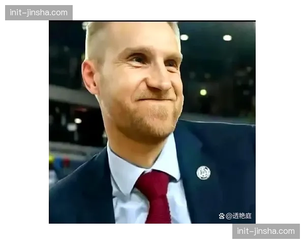 灰熊主教练詹金斯接受专访，详解球队提升由守转攻得分效率的战术设计