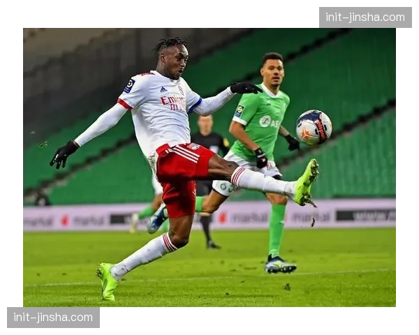 法甲转播权市场动荡影响俱乐部估值，中小球队财务稳定性受质疑